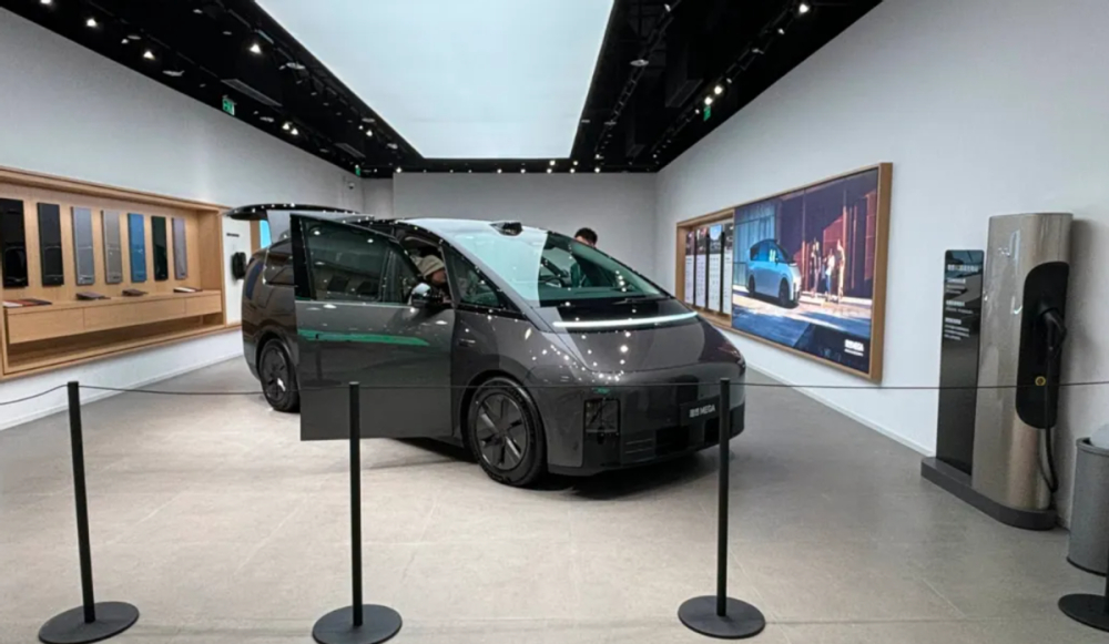 19a8fa5e-006b-4e7e-9a45-8c2f53c4d9de